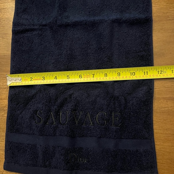 Dior face towel - Picture 4 of 5